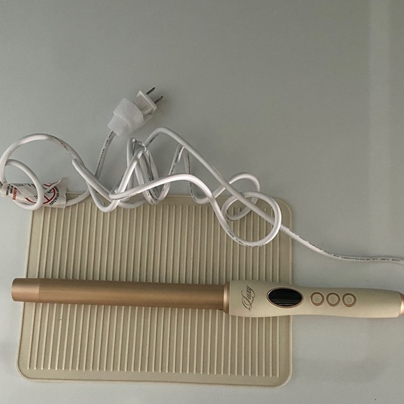 Luxy Gold and Cream Hair Curler - Picture 1 of 1